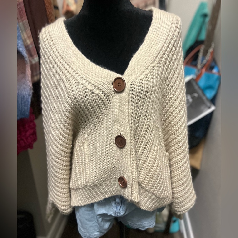 Pink Lily | Cream Knit Cardigan Sweater | Size Small